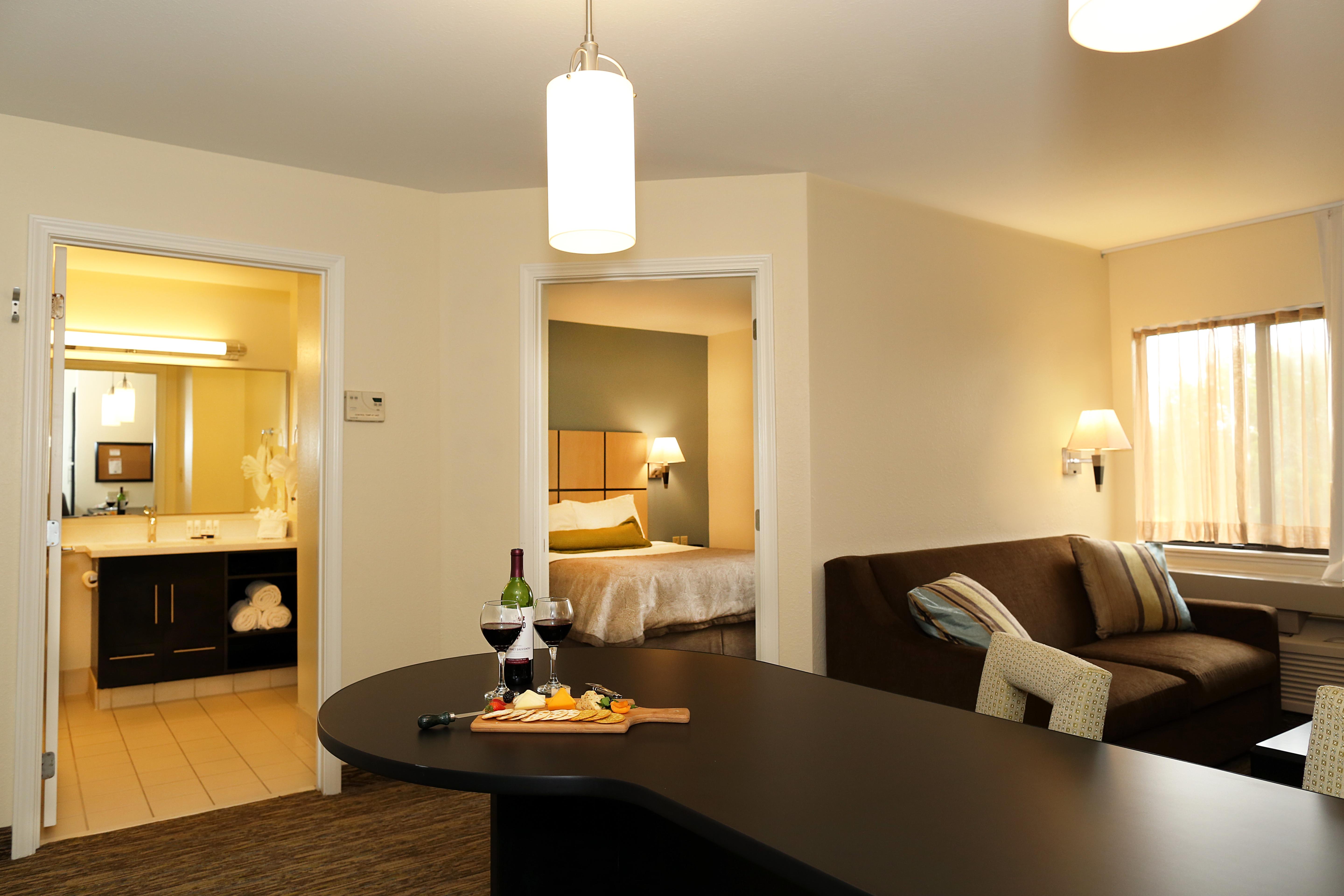 Candlewood Suites East Lansing By Ihg Bagian luar foto