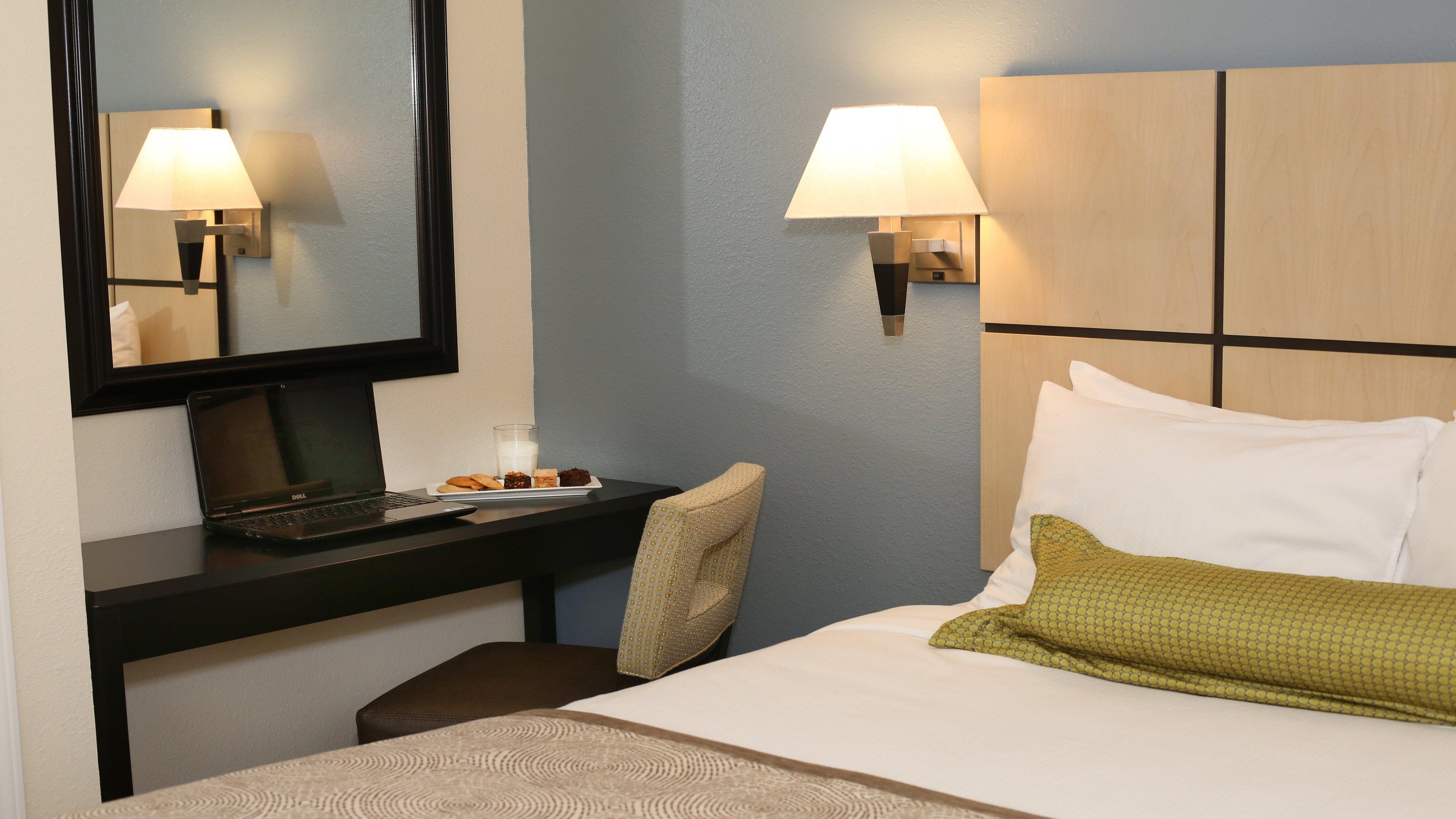 Candlewood Suites East Lansing By Ihg Bagian luar foto