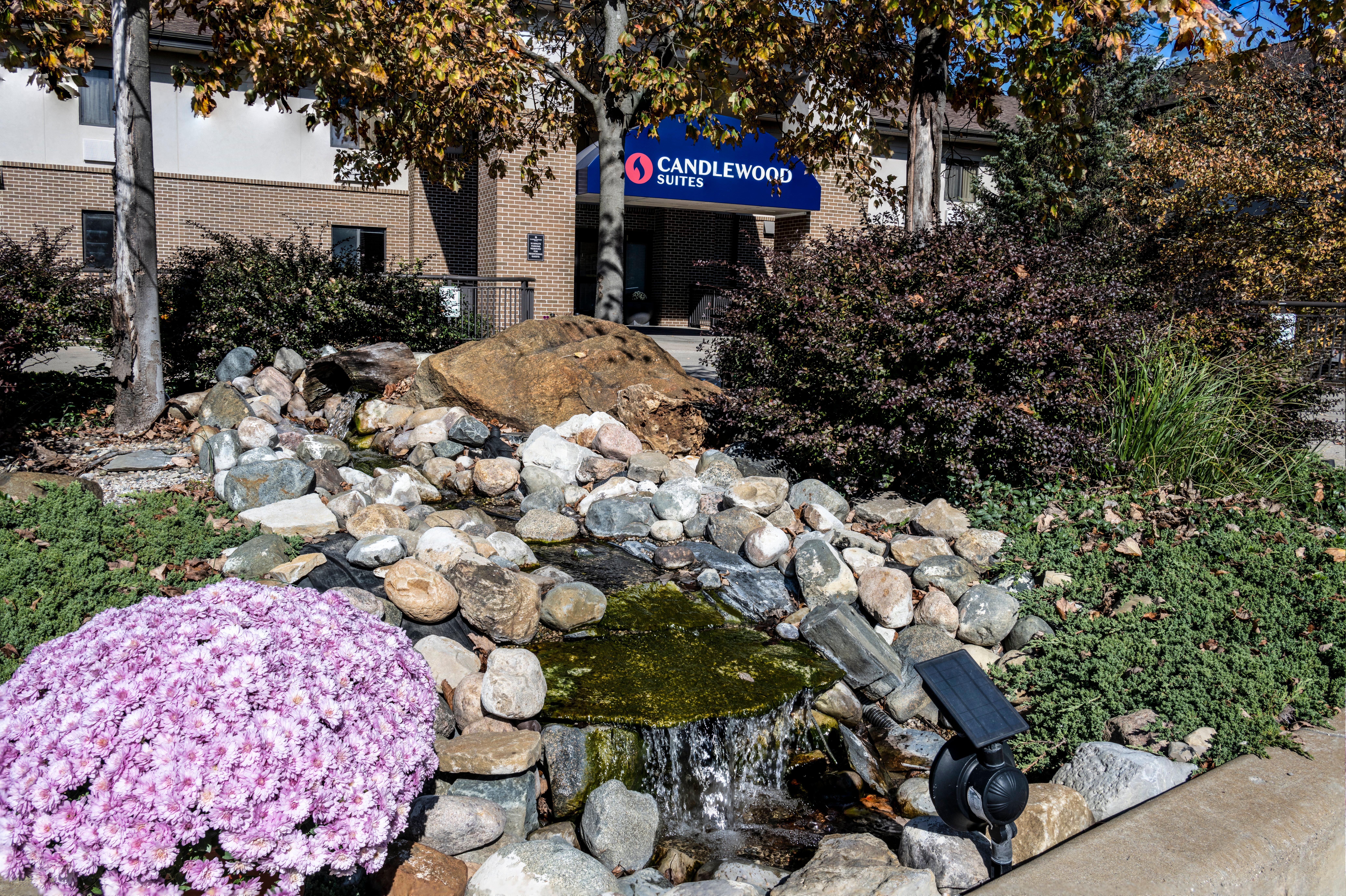 Candlewood Suites East Lansing By Ihg Bagian luar foto