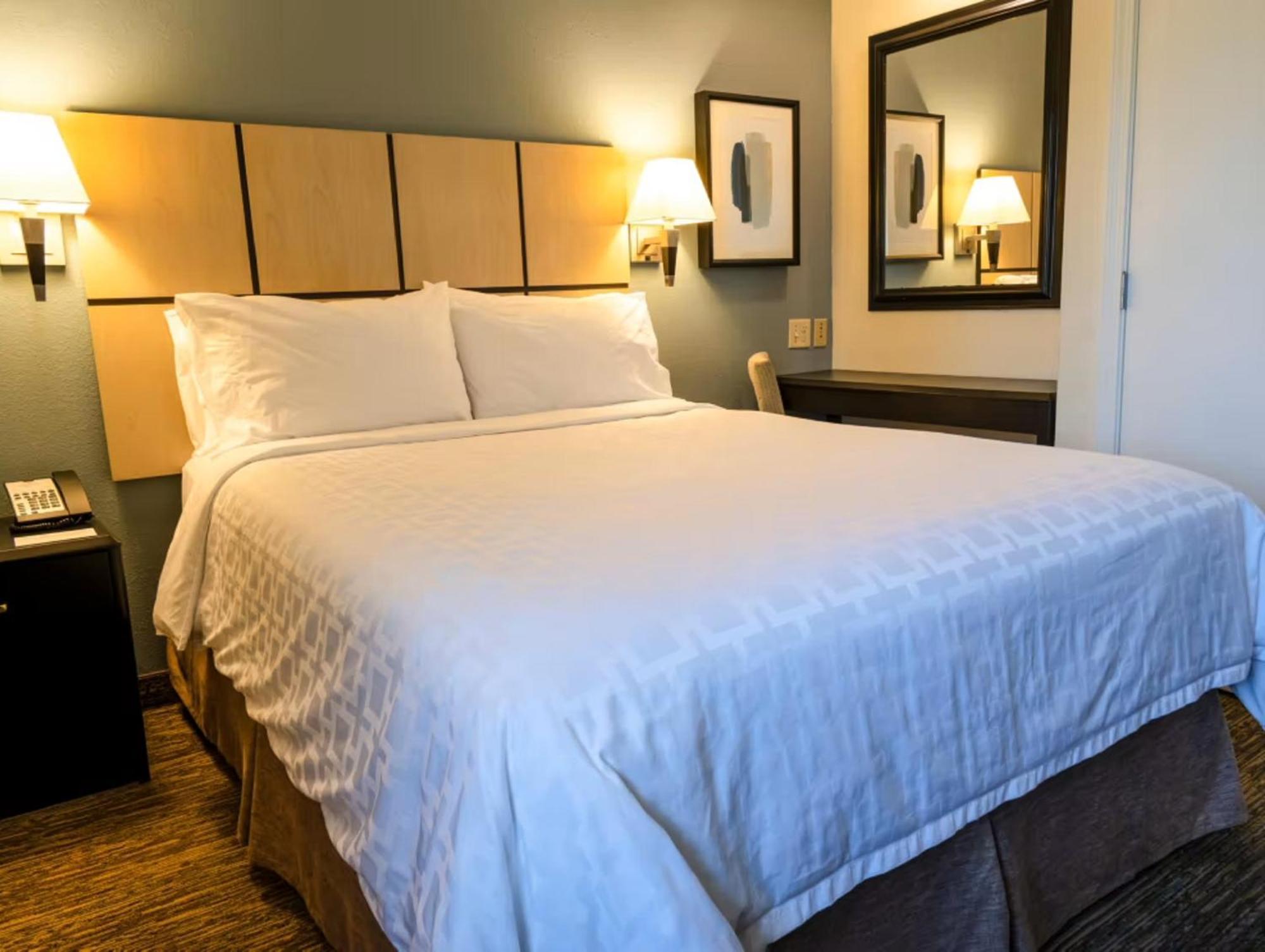 Candlewood Suites East Lansing By Ihg Bagian luar foto